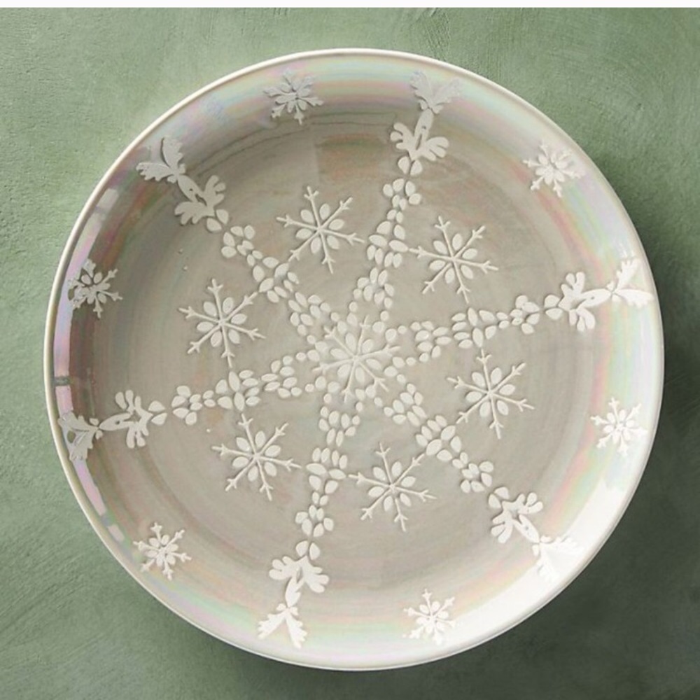 Astrid Snowflake Dessert Plate NWT